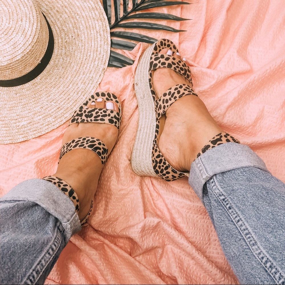 Sz 10 left! XOXO | Platform Sandals Cheetah - Picture 5 of 8
